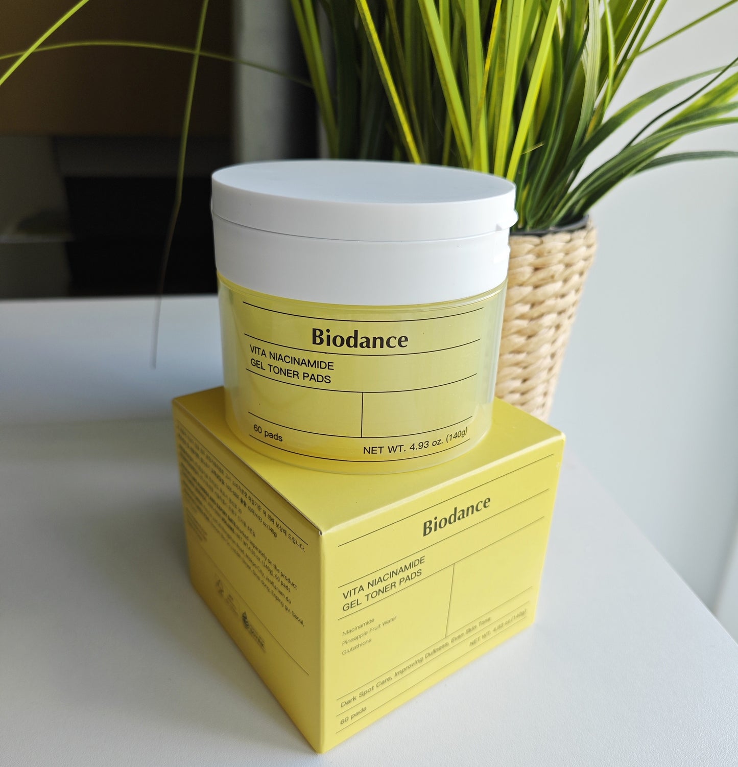 Biodance Niacinamide Gel Toner Pad – skaistinantys toniko padeliai 60 vnt 140g