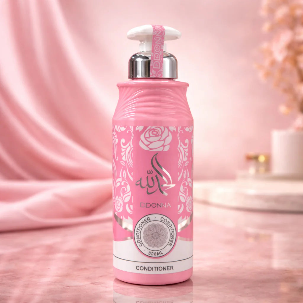„D'Donna Pinky“ maitinamasis plaukų kondicionierius su keratinu 520ml